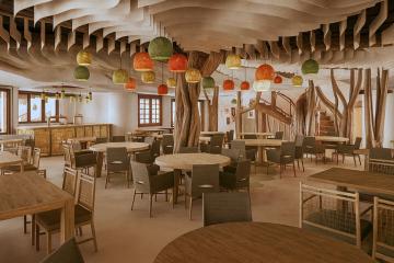Mkutano House Restaurant